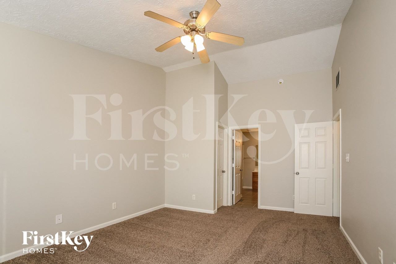 15865 River Birch Rd - Photo 7 of 14