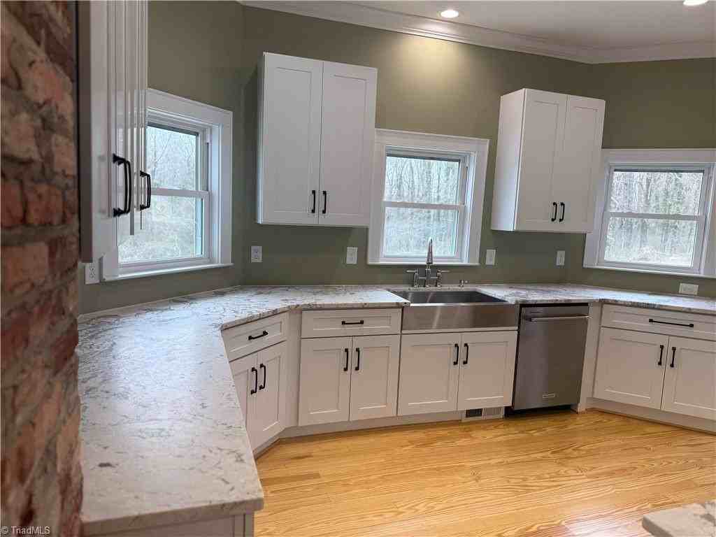 4421 Nc Highway 150 E - Photo 5 of 48