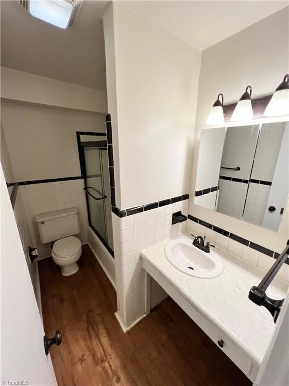 1902 Queen St #D5 - Photo 6 of 8