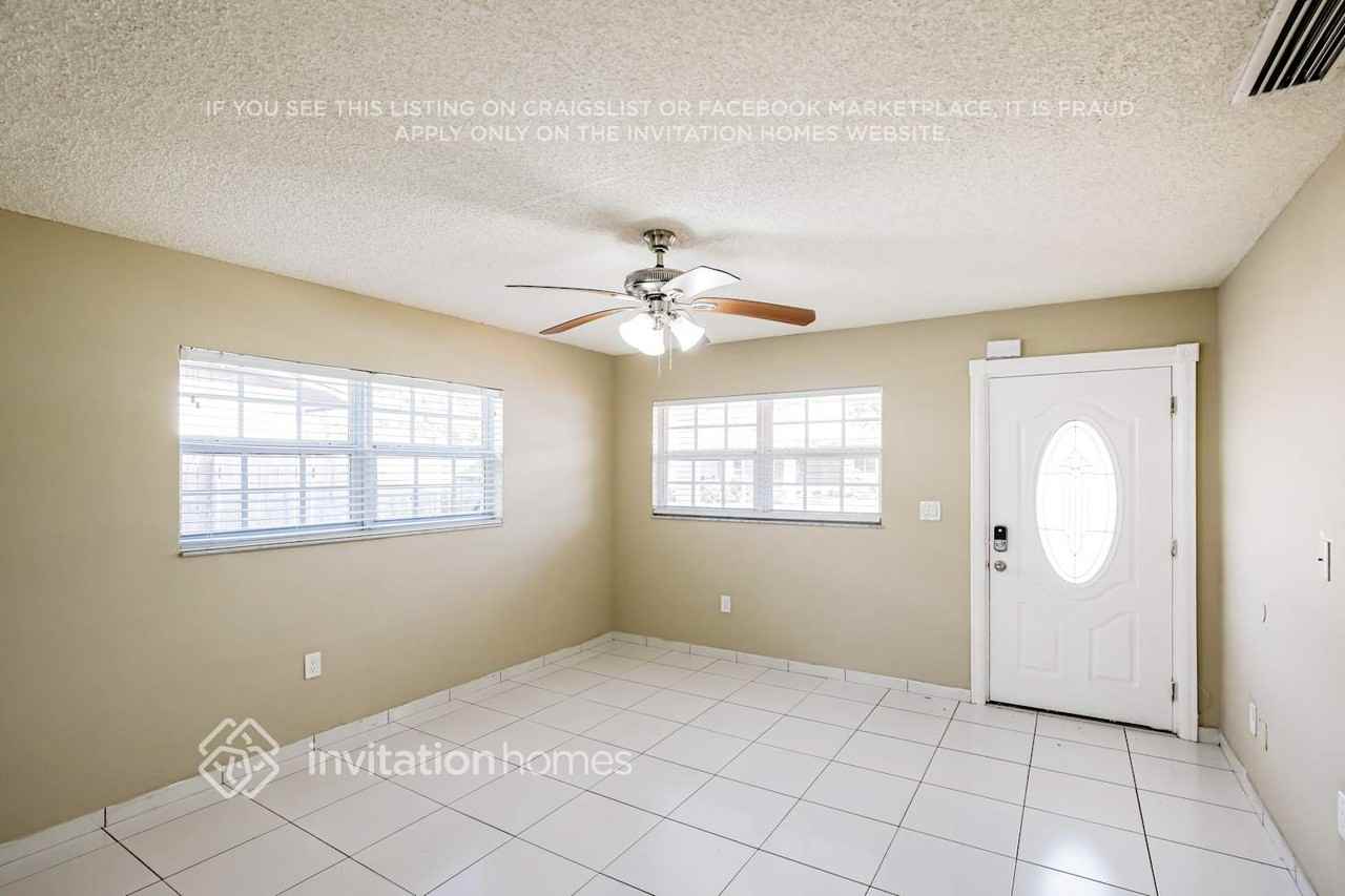 10310 Sw 4th St - Photo 3 of 17