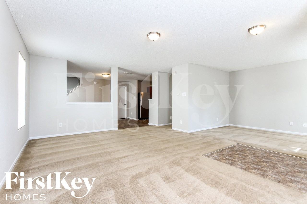 14356 Black Farm Dr - Photo 4 of 15