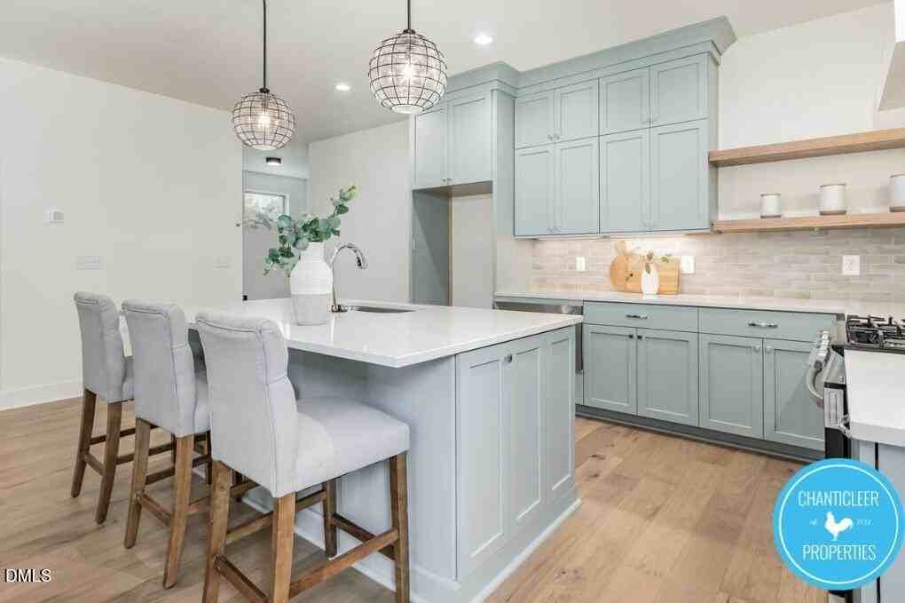 2300 Broad St - Photo 6 of 25