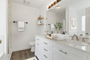 featured image of 4905 Knightsbridge Way