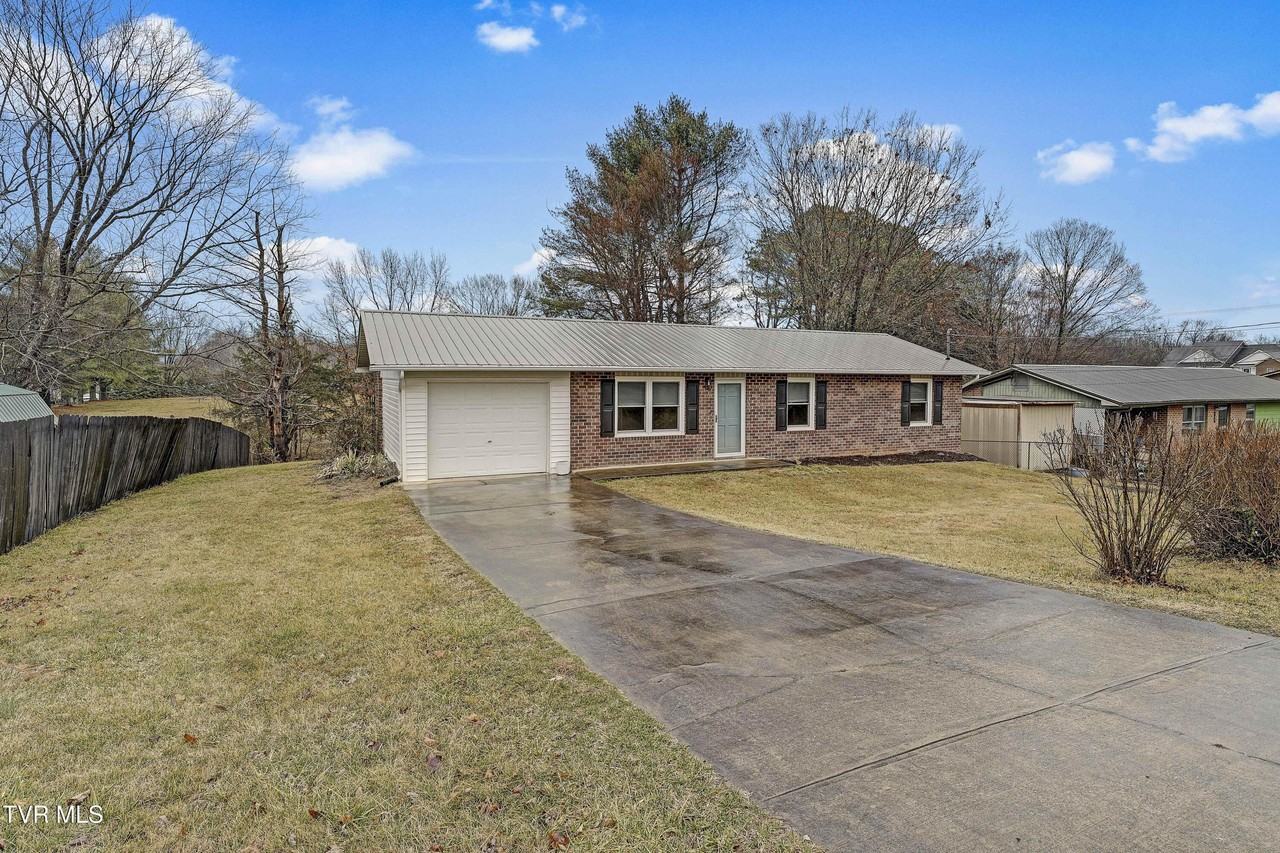 115 Oak Timbers Rd - Photo 2 of 26