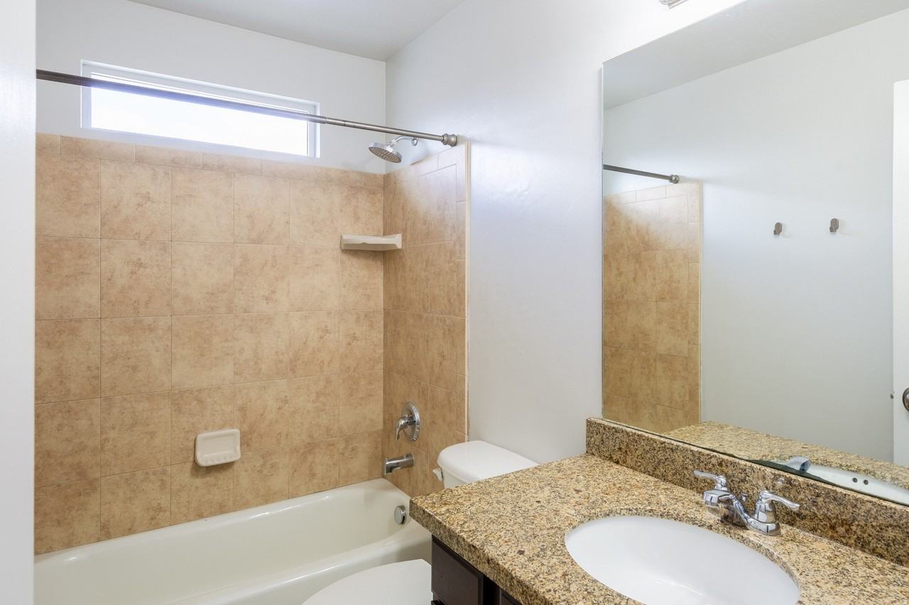 2996 S Tower Hill Way - Photo 7 of 12