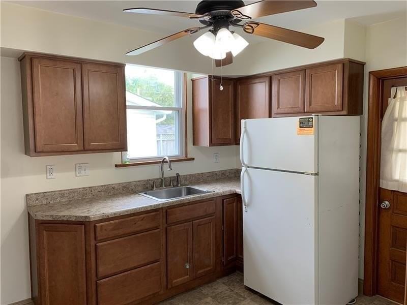 3506 8th Ave - Photo 2 of 32