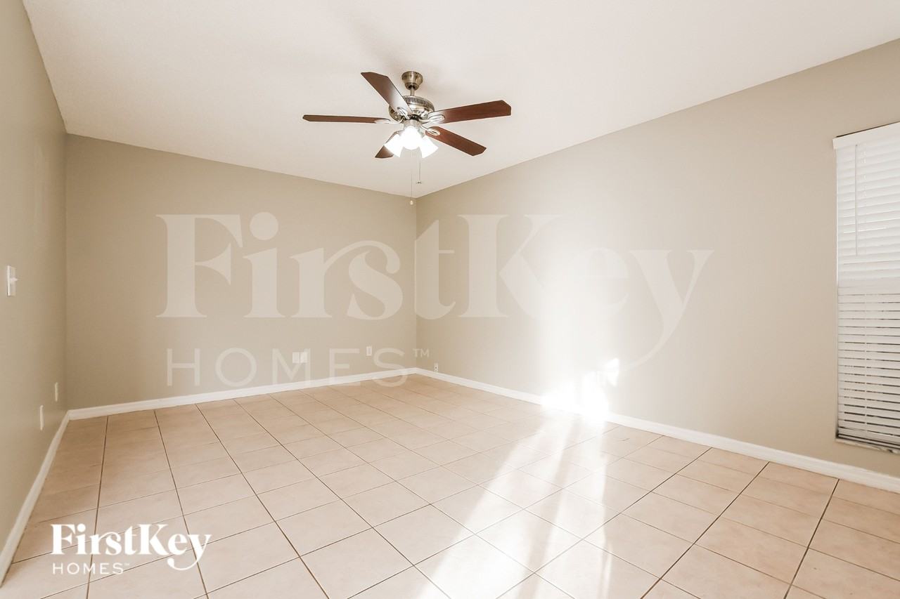 1008 Kelsey Ave - Photo 7 of 16