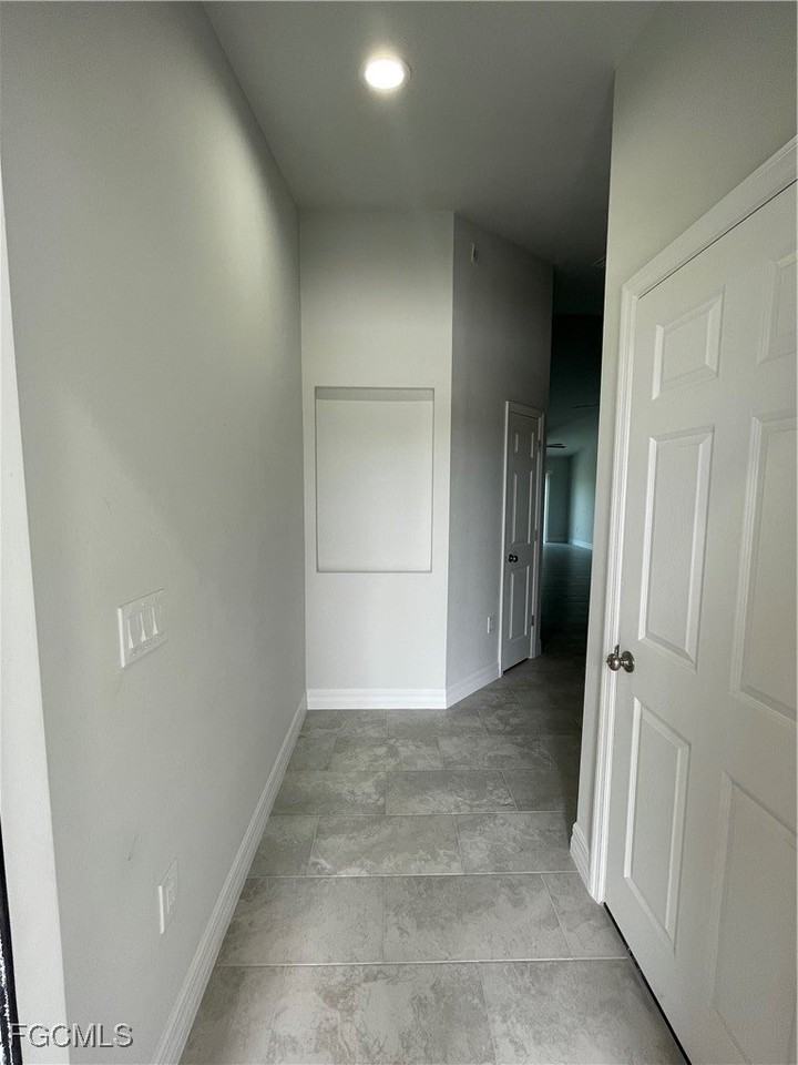 1423 Gleason Pkwy - Photo 2 of 25