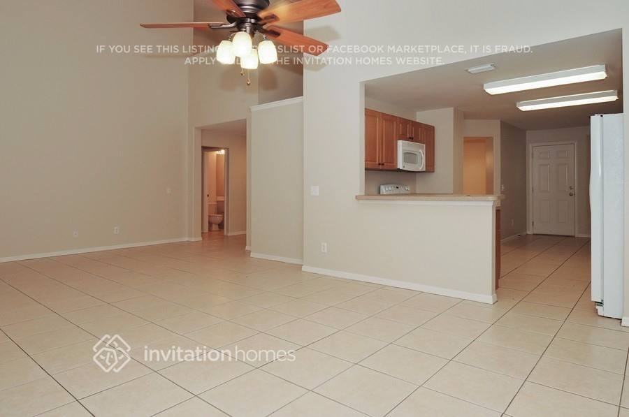 317 Sand Ridge Dr - Photo 2 of 16