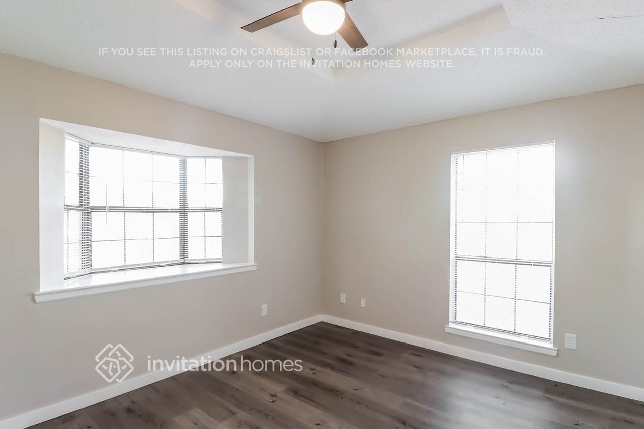 380 Alpine Dr - Photo 7 of 14