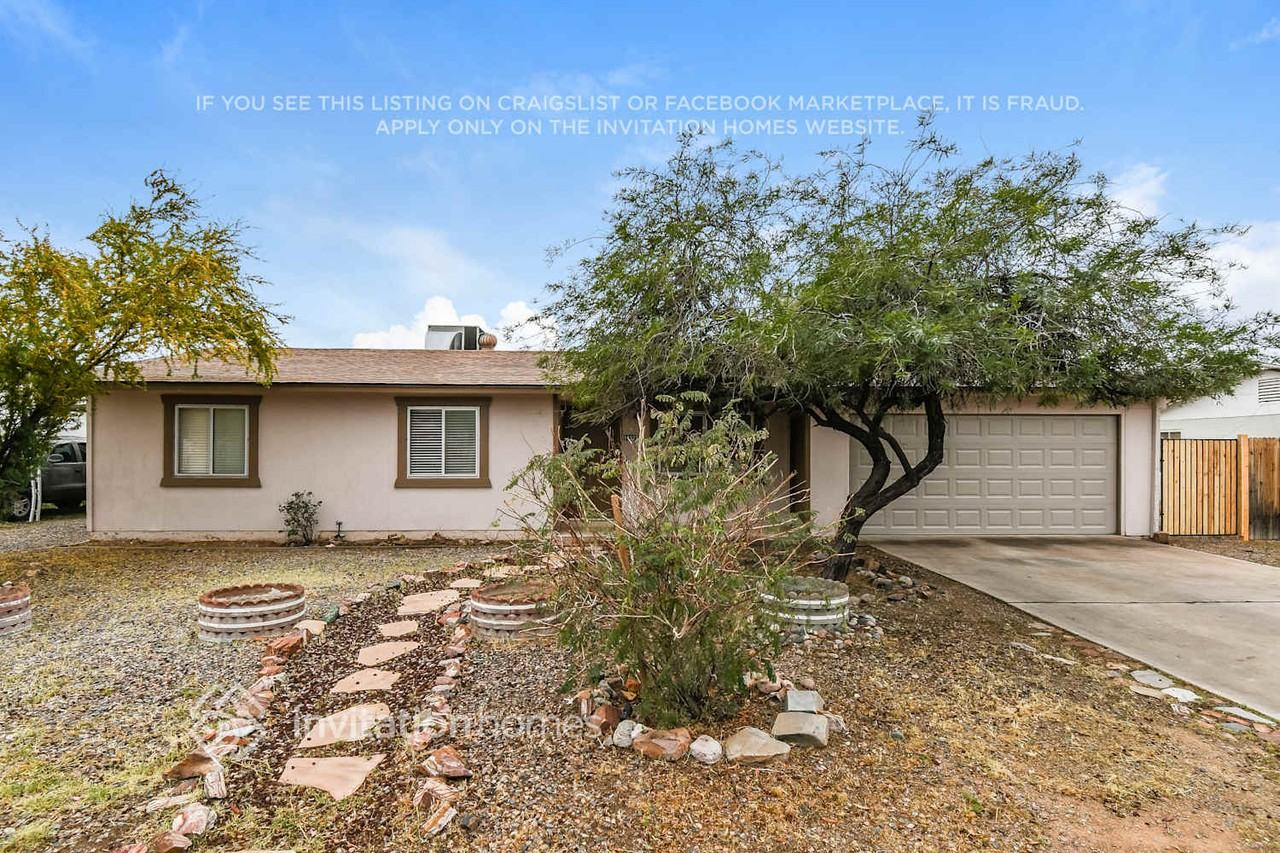 10125 E Billings St - Photo 2 of 17