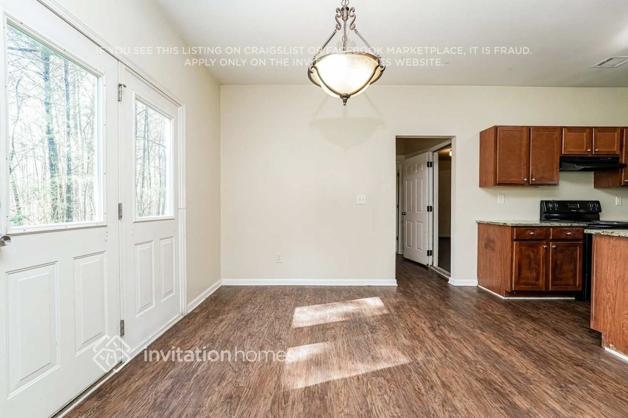 1632 Ewing Farm Dr - Photo 7 of 18