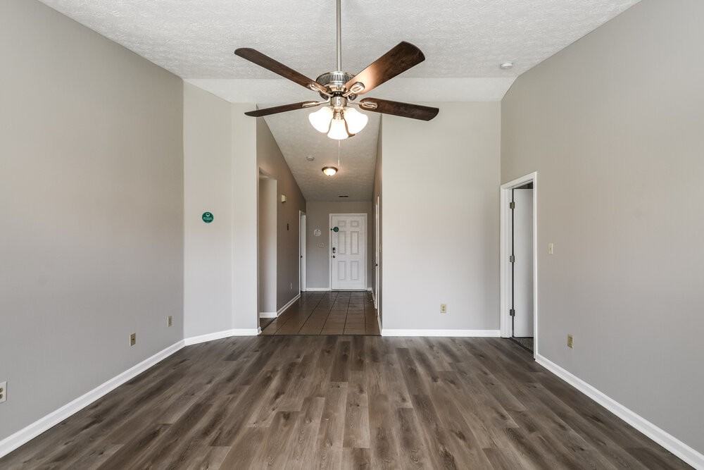 12719 Spurrington Way - Photo 4 of 16