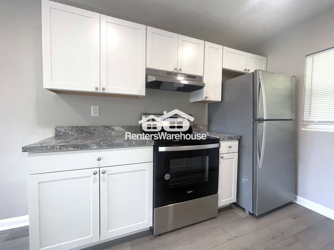 310 S Arcturas Ave #3 - Photo 6 of 17