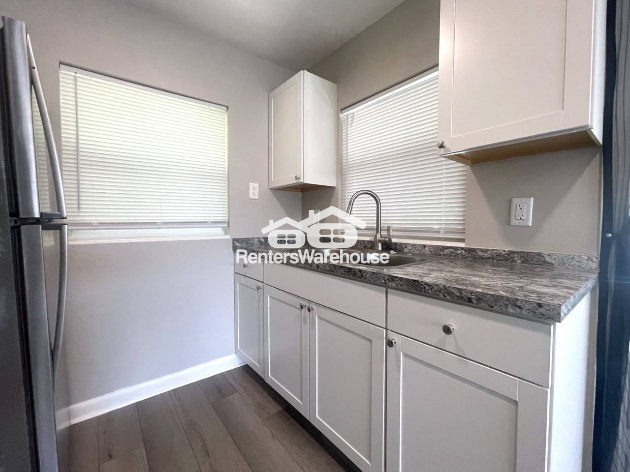 310 S Arcturas Ave #3 - Photo 7 of 17