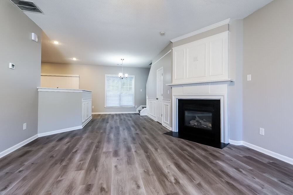 2794 Regent Walk Dr - Photo 4 of 17