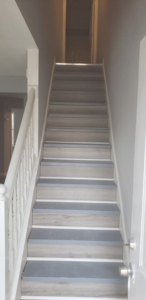 500 Rosehip Ln #A - Photo 3 of 10