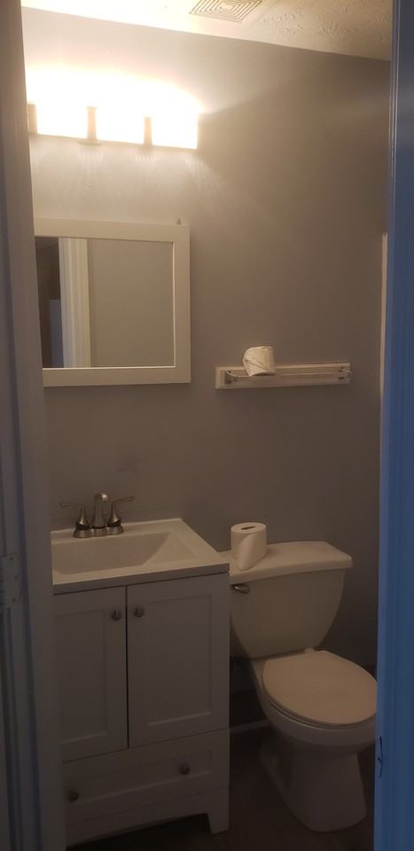 500 Rosehip Ln #A - Photo 4 of 10