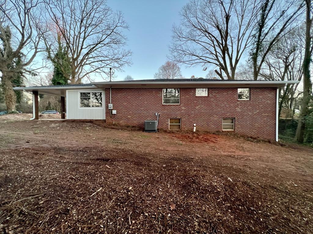 1101 Enota Cir Ne - Photo 5 of 11
