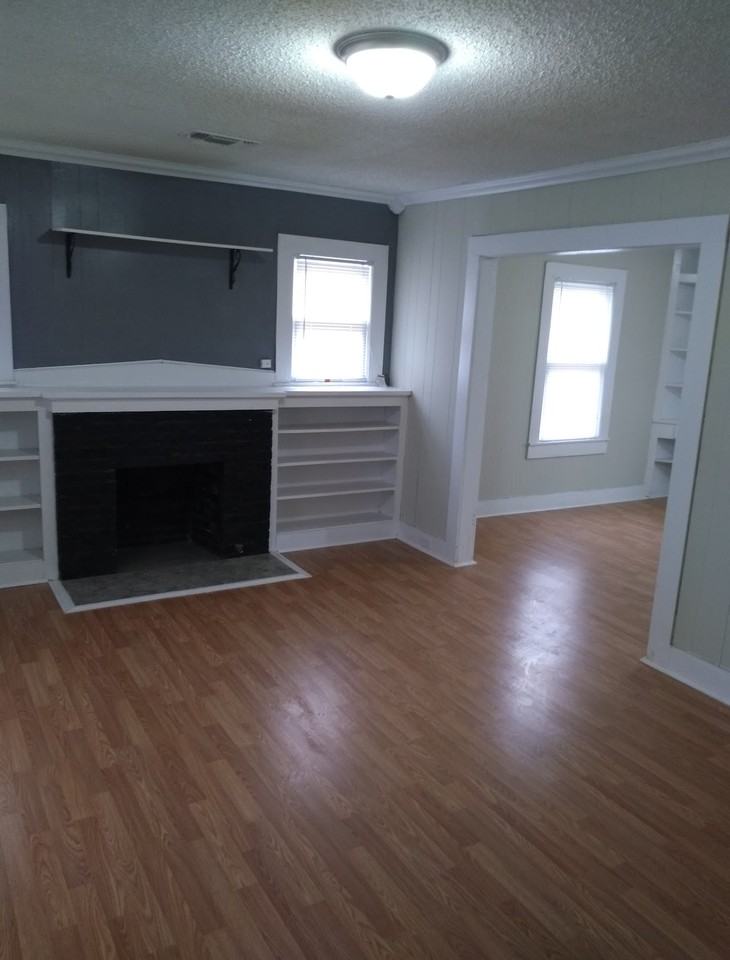 1803 Runnels St - Photo 3 of 7