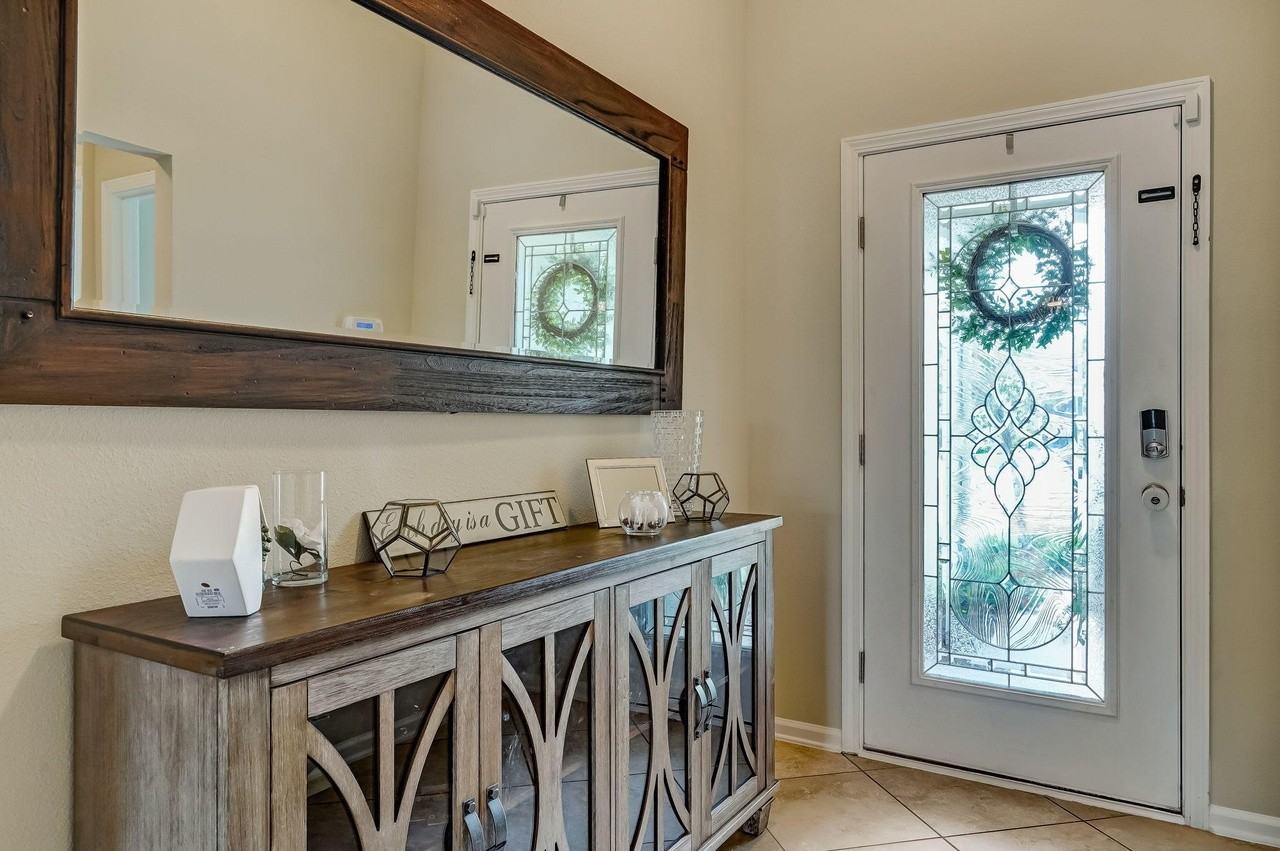 517 Shetland Dr - Photo 3 of 14