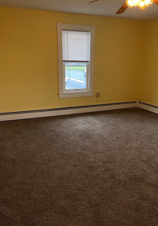 212 Maryland Ave #C - Photo 2 of 12