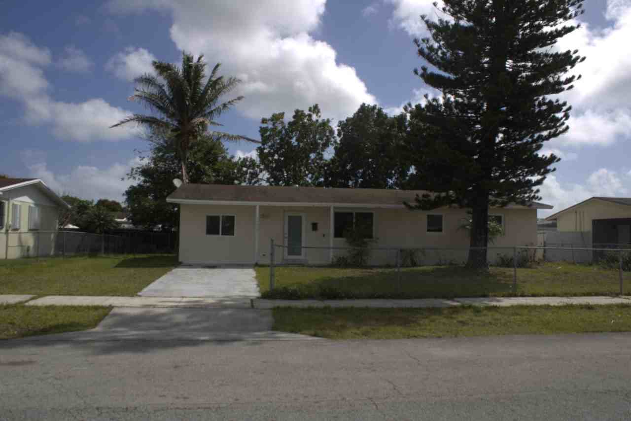 19827 Sw 118th Pl - Photo 2 of 16