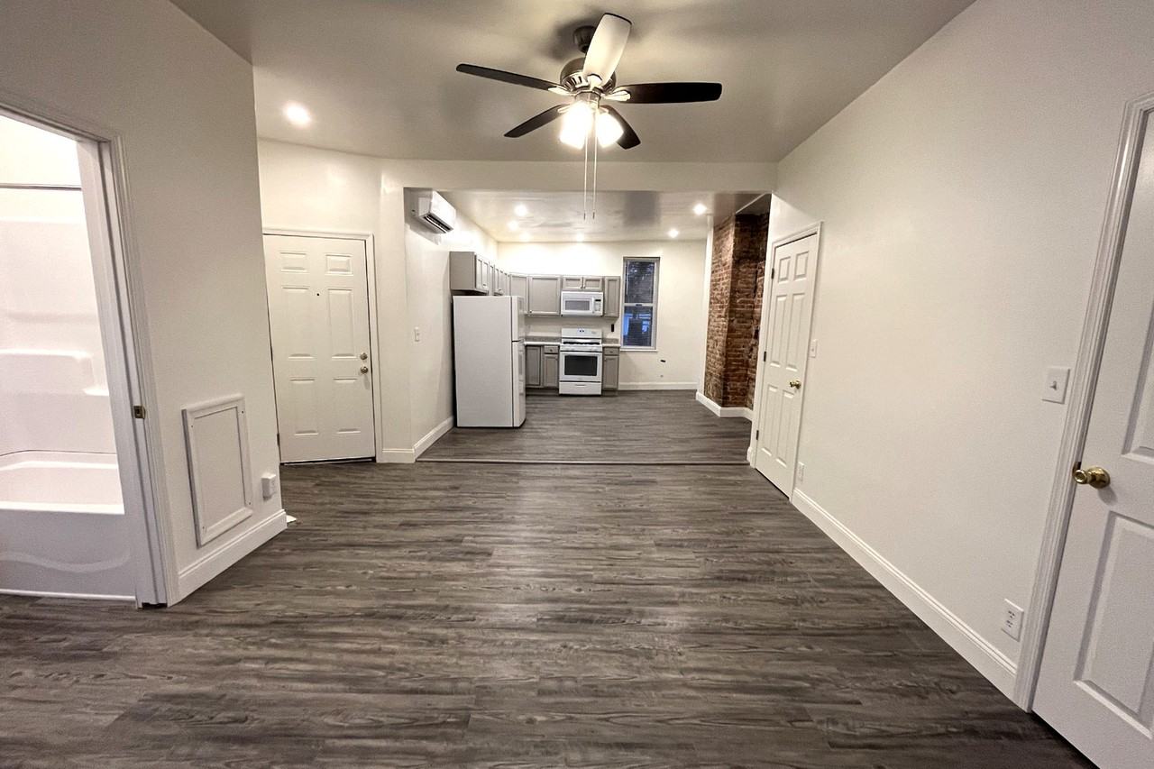 116 N Queen St #2FRONT - Photo 3 of 14