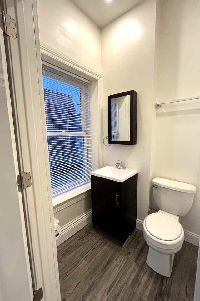 116 N Queen St #2FRONT - Photo 7 of 14