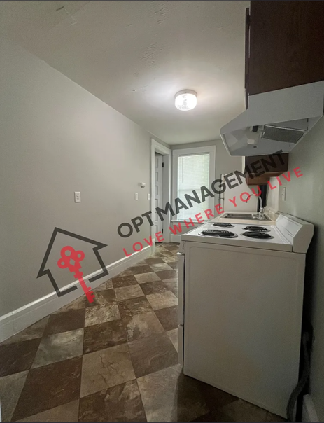 1318 South St #4 - Photo 6 of 8