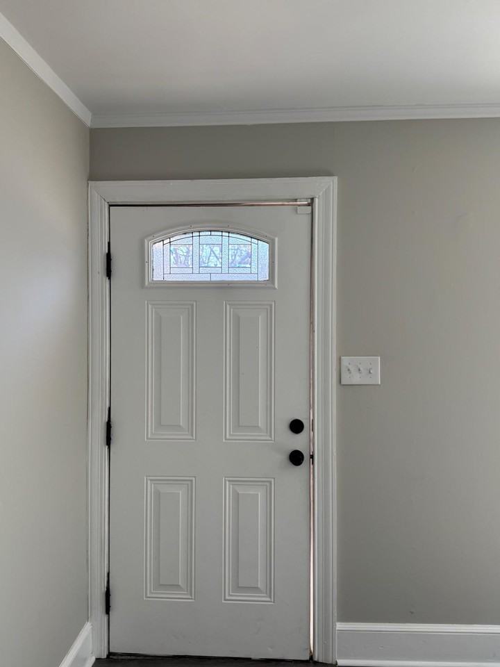 1200 E Holly St - Photo 3 of 10