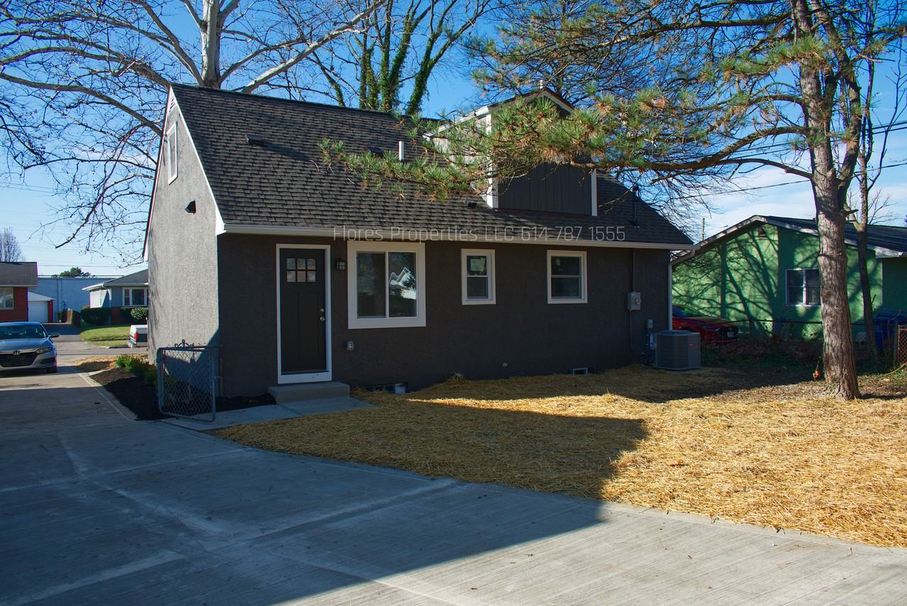 3762 Beulah Rd - Photo 2 of 35