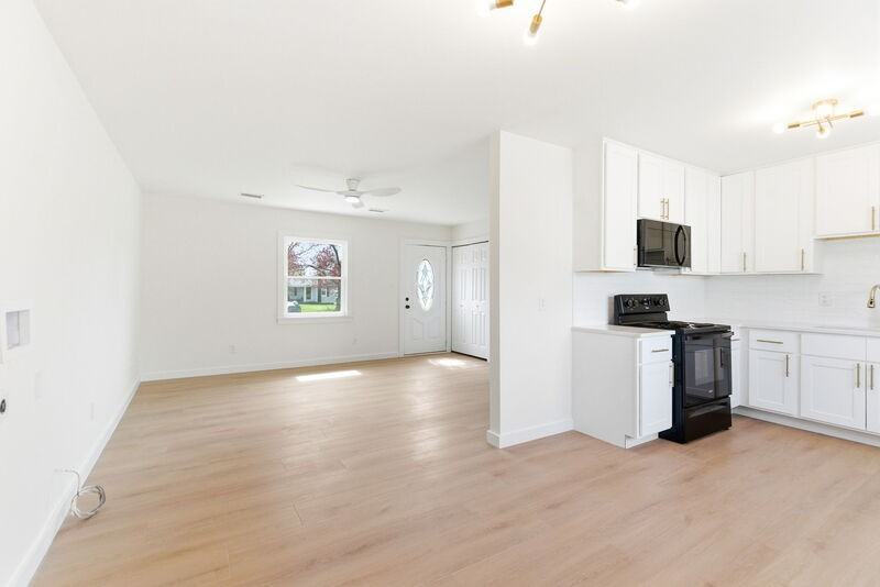 159 Hazel Dr - Photo 4 of 25