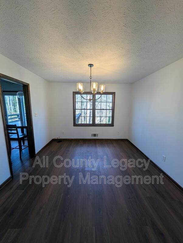 3787 Etna Dr - Photo 3 of 12