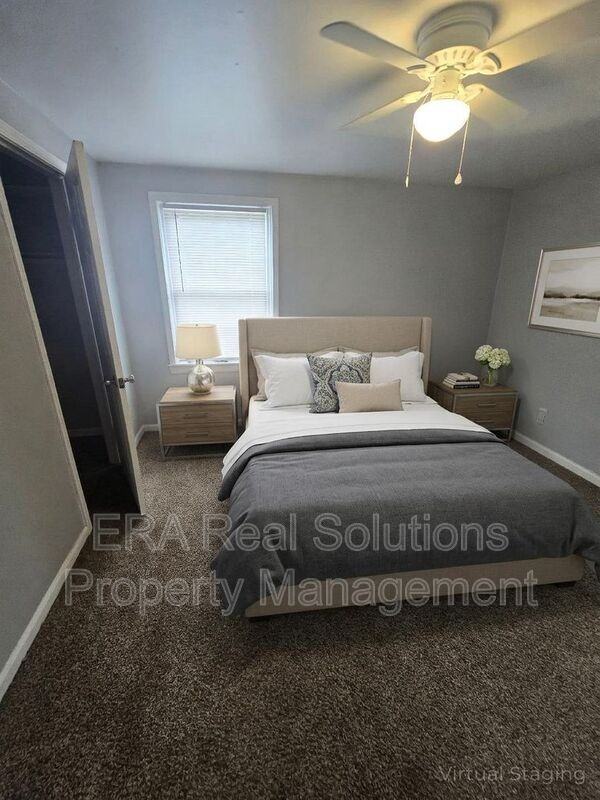 779 Whitethorne Ave - Photo 5 of 13