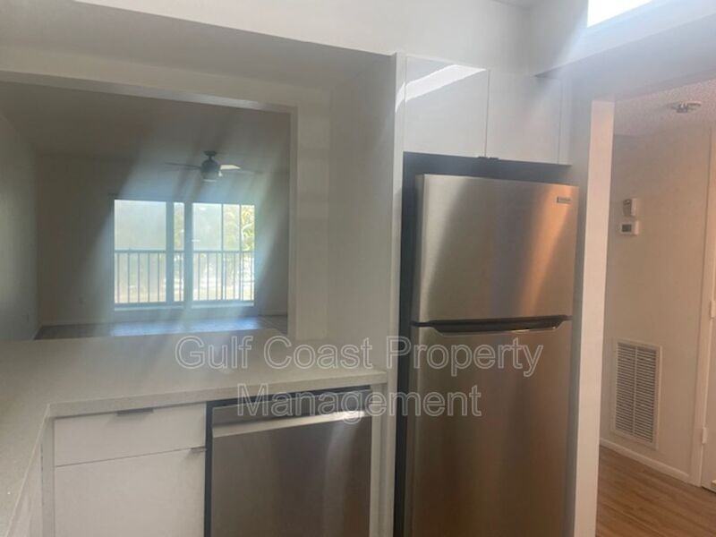 1540 Glen Oaks Dr E #B222 - Photo 5 of 19