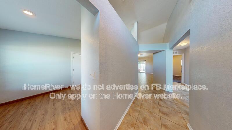 2378 Sunset Pointe Dr - Photo 2 of 20