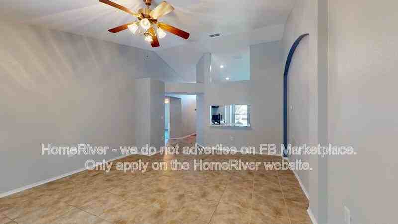 2378 Sunset Pointe Dr - Photo 6 of 20