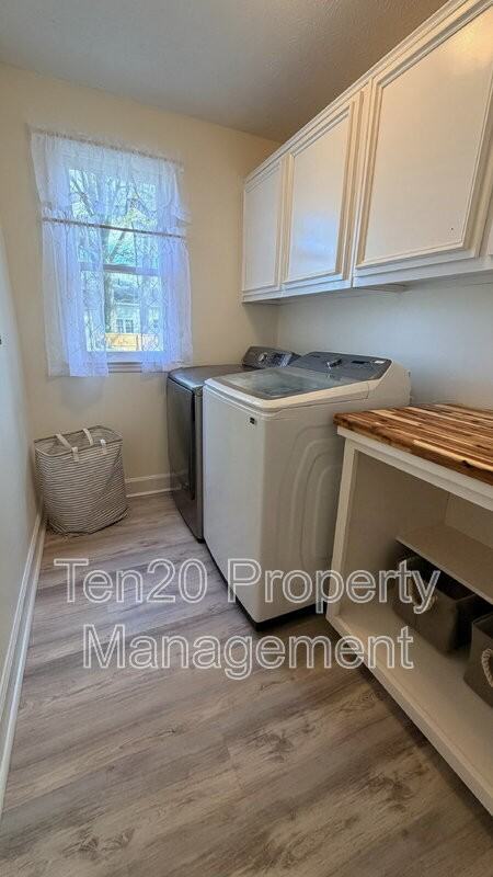 628 3rd Ave - Photo 3 of 8