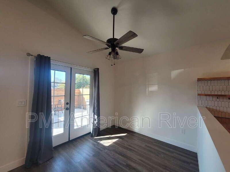 3825 7th Ave - Photo 4 of 17