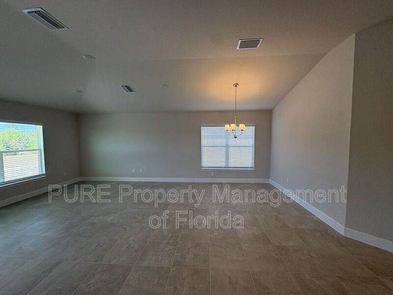 427 W Twisted Oaks Dr - Photo 6 of 48