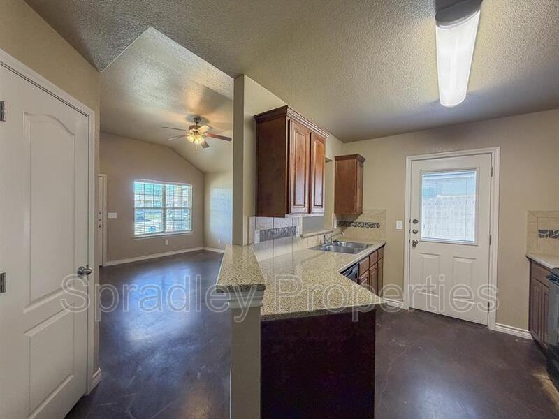 4832A Deep Dr - Photo 4 of 19