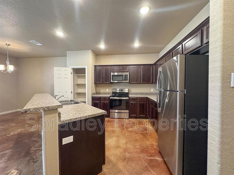 829 Laila Ln - Photo 7 of 13