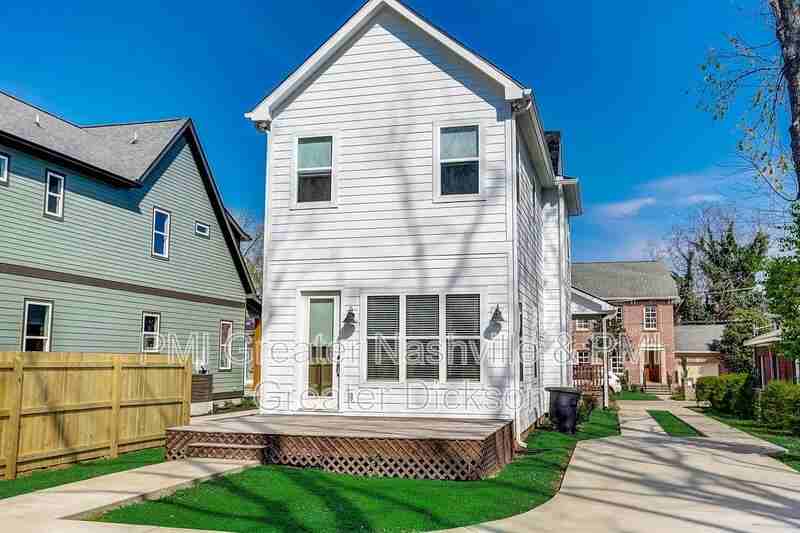 1113 Park St - Photo 6 of 50