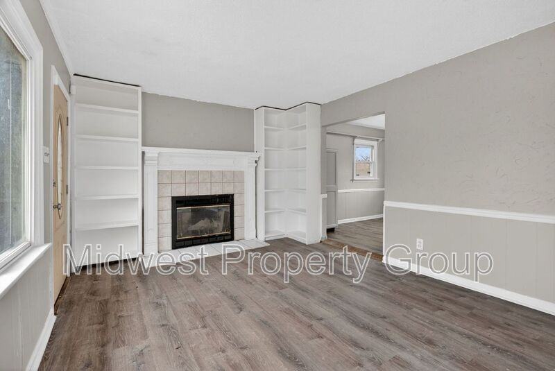 1157 Redman Blvd - Photo 2 of 30