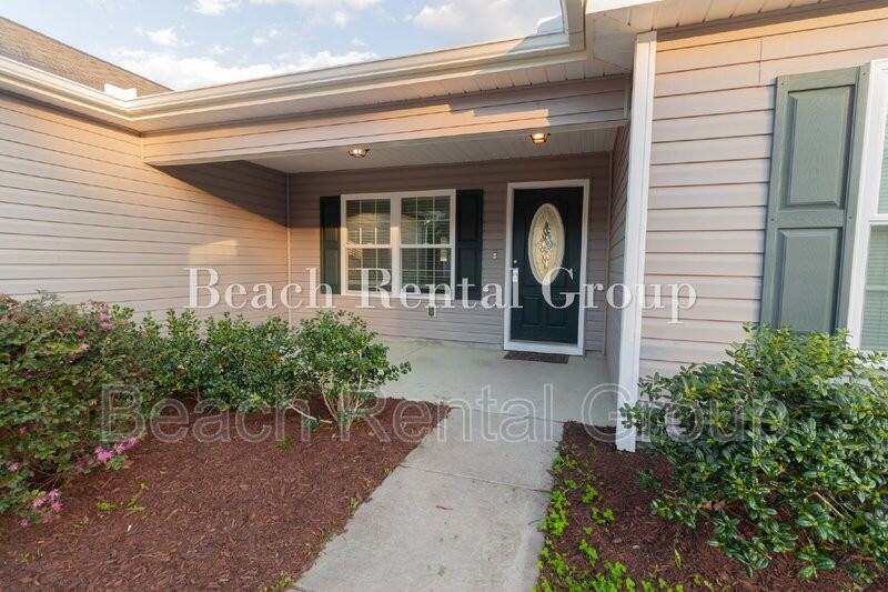 3223 Merganser Dr - Photo 3 of 29