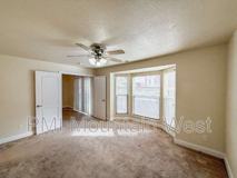 2779 Ws #E25 - Photo 1 of 1