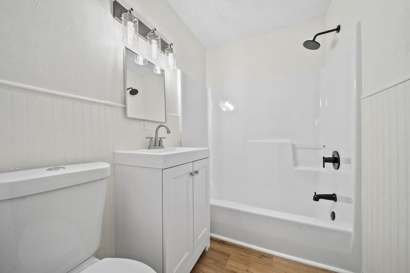 150 Lawton Rd - Photo 6 of 11