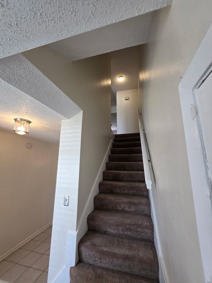 1523 Richmond Dr #1521 - Photo 6 of 14