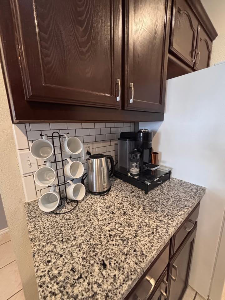 9209 Vineyard Ln - Photo 7 of 8